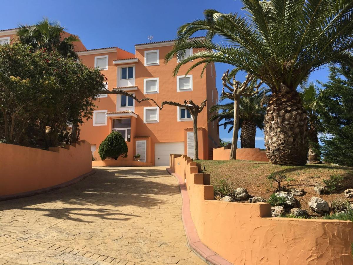 Son Bou By The Sea; Home With A Private Garden Exterior foto